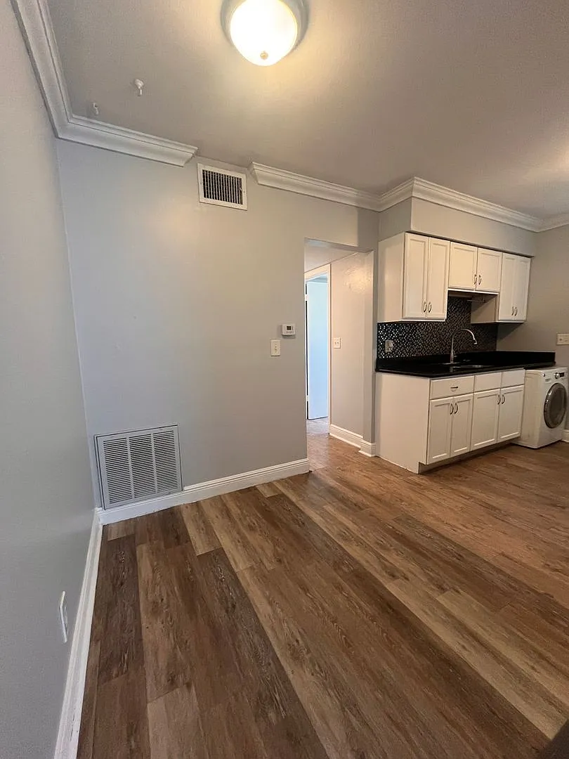 1 Month Free - Spacious 2-Bedroom Apartment In Desirable Palma Ceia Prime South Tampa Location!! — Photo 1