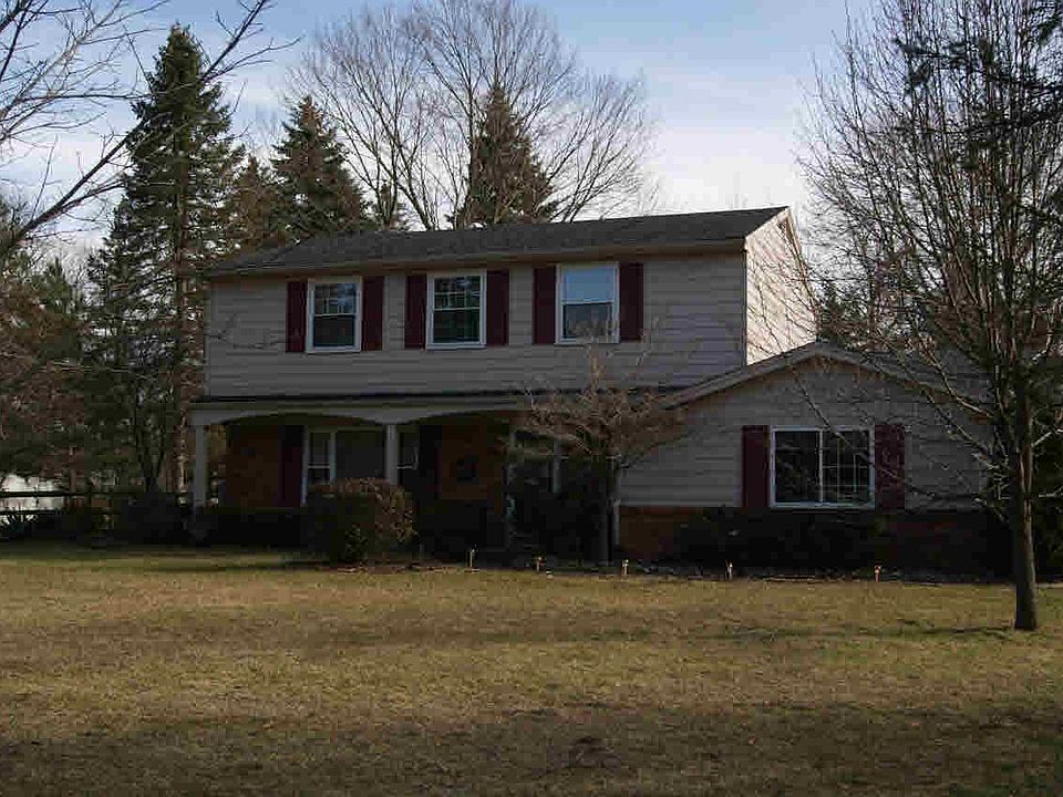 1st image of 1389 Hampshire Dr