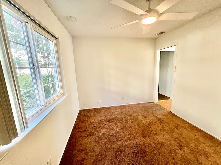928 Fletcher Ln #2 — Photo 13