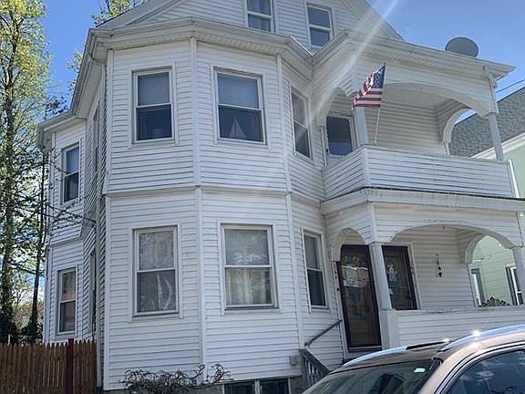 2nd image of 164 Adams St