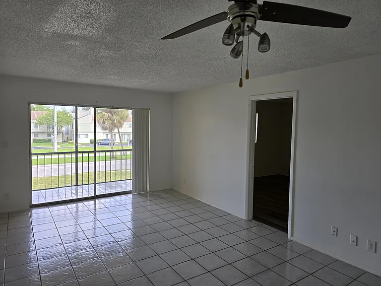 8060 Colony Cir N #203 — Photo 5