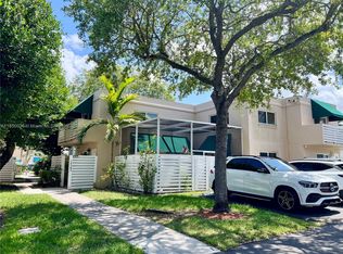 14362 SW 96th Ln, Miami, FL 33186