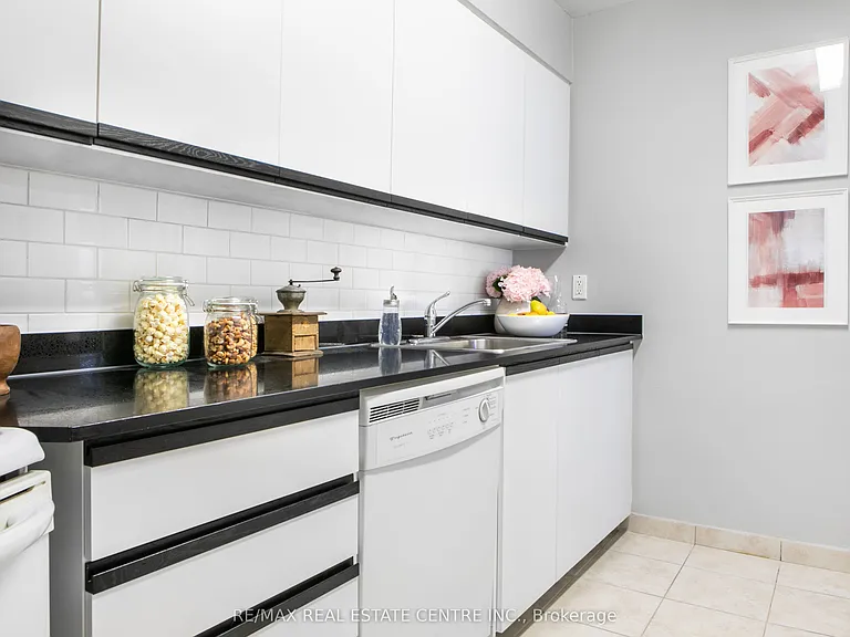 150 Graydon Hall Dr #509 — Photo 14