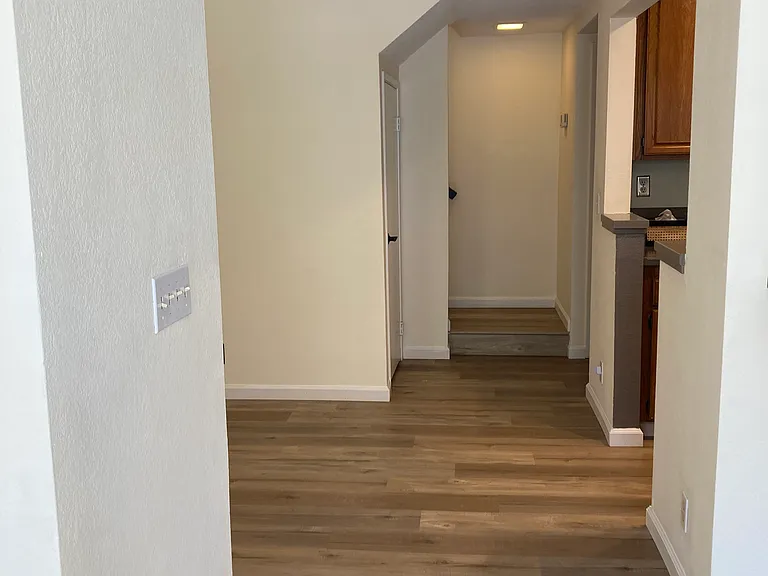 1848 Ashmeade Ct — Photo 8