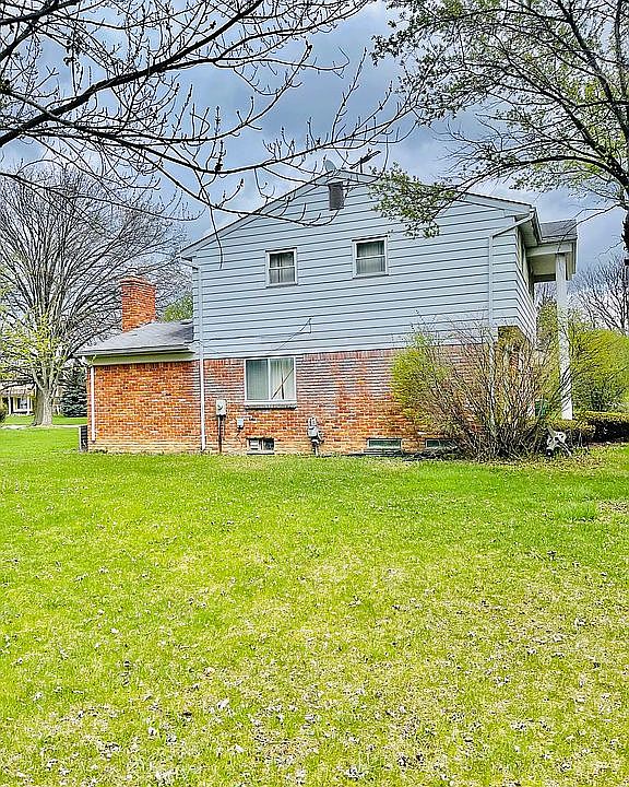 2nd image of 27360 Hystone Dr