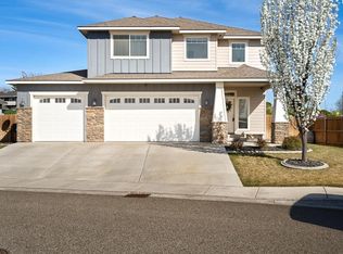 1883 S Fescue St, Kennewick, WA 99338