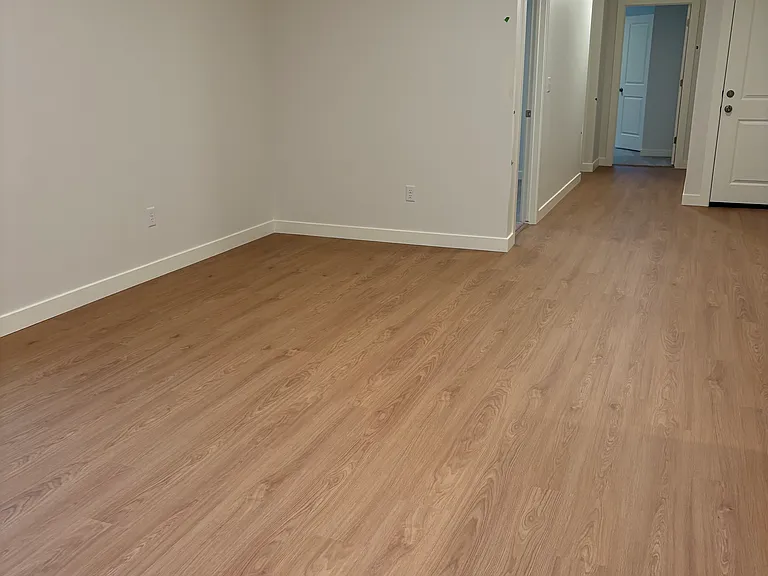1606 W Canyon Rim Rd #B — Photo 3