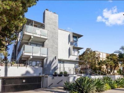 817 5th St #2, Santa Monica, CA, 90403