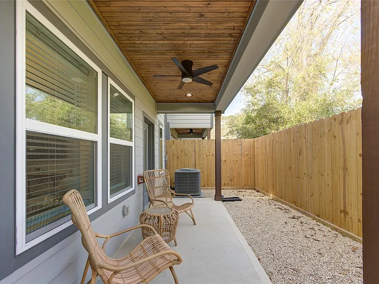 3406 Garapan St #B — Photo 33