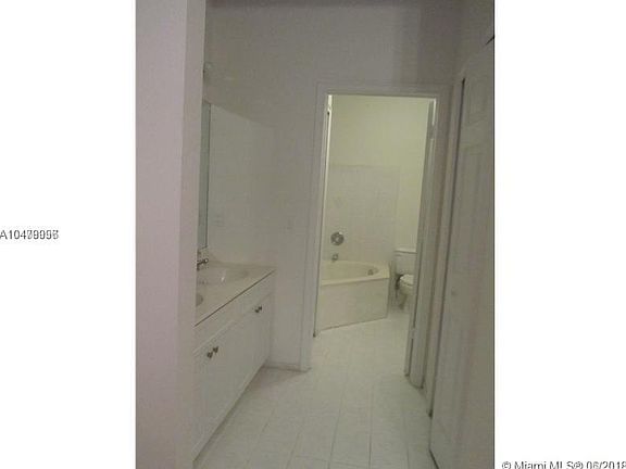 5th image of 9705 NW 45th Ln