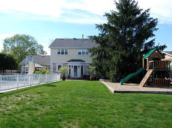 3rd image of 14139 Mallard Dr