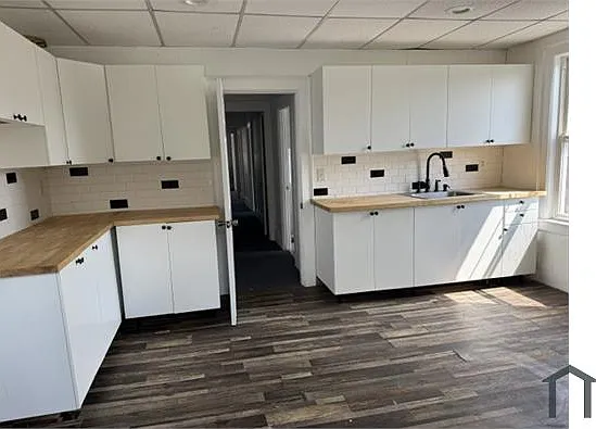 4 bed, 2000 sqft, $4,000 — Photo 3