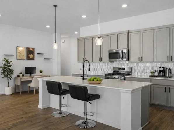 2331 Peach Oak Xing, Manvel, TX 77578