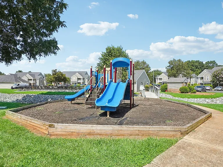 Stonebrook Apartments
