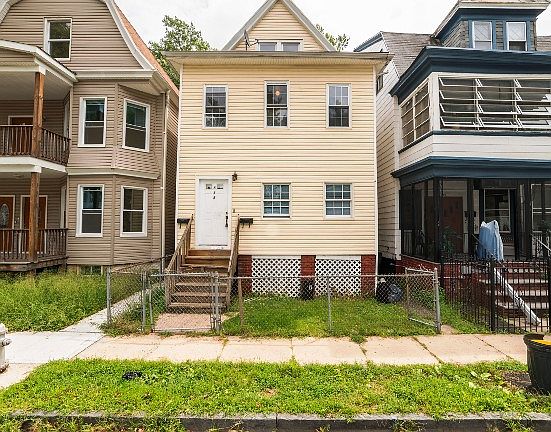 2nd image of 538 Norwood St