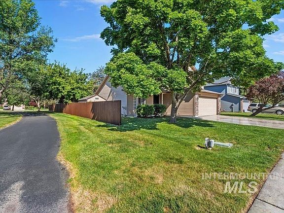 4th image of 7839 N Duncan Ln