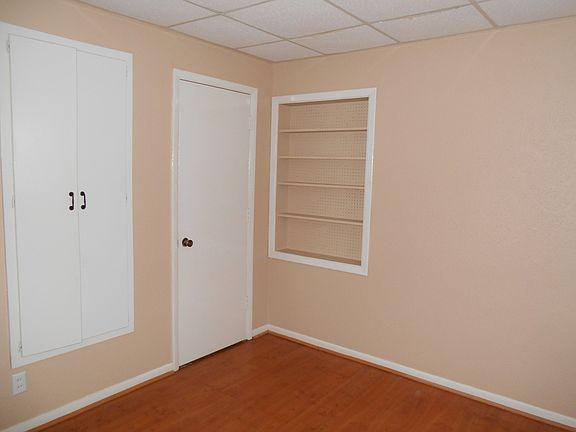 3rd image of 640 Grace Ct