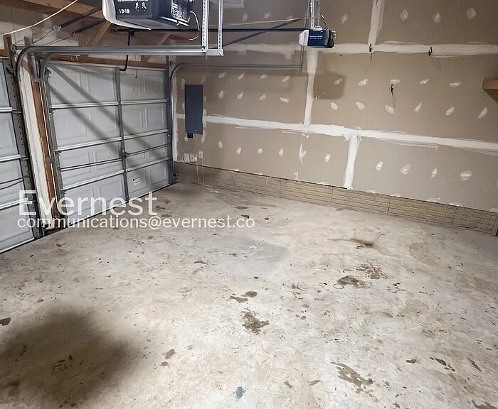 8348 Middle Ruddings Dr — Photo 31