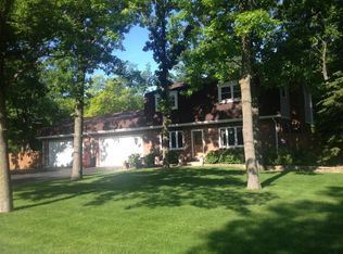 40 S Delany Rd, Gurnee, IL 60031