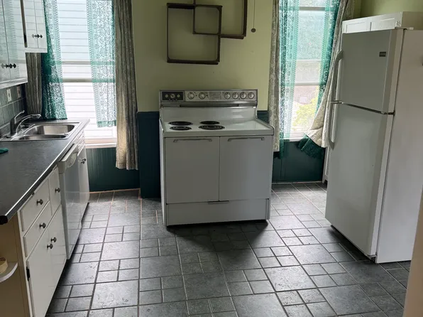 2363 Burdett Ave, Troy, NY