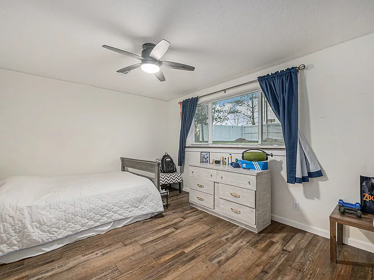 11047 Prairie Hills Dr — Photo 4