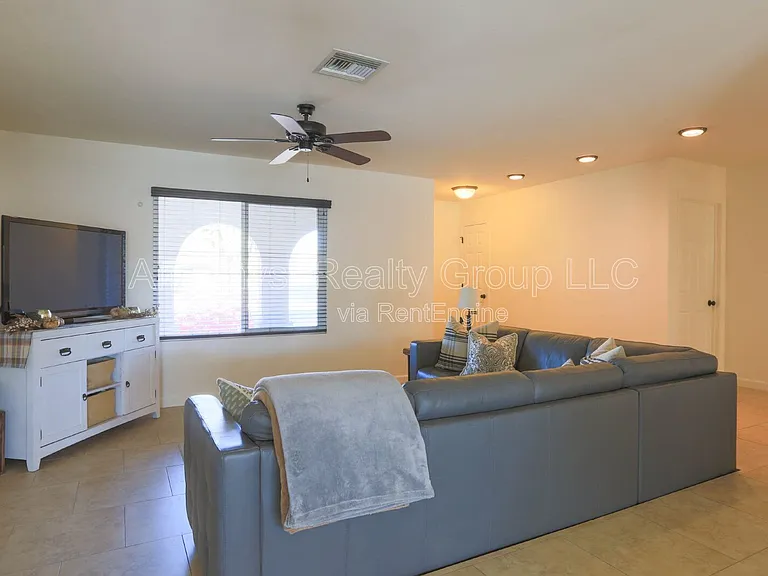 4239 E San Gabriel Ave — Photo 7