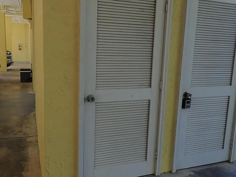 200 Harborview Dr #101 — Photo 34