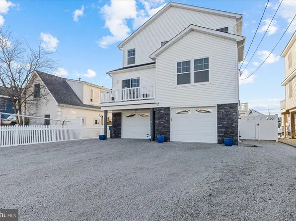 51 S Spinnaker Dr, Little Egg Harbor, NJ 08087