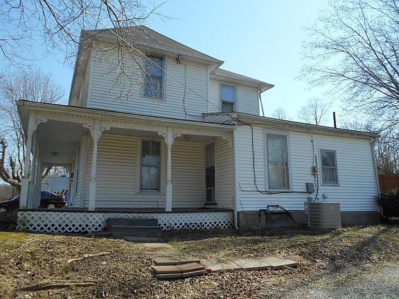 2nd image of 529 John St