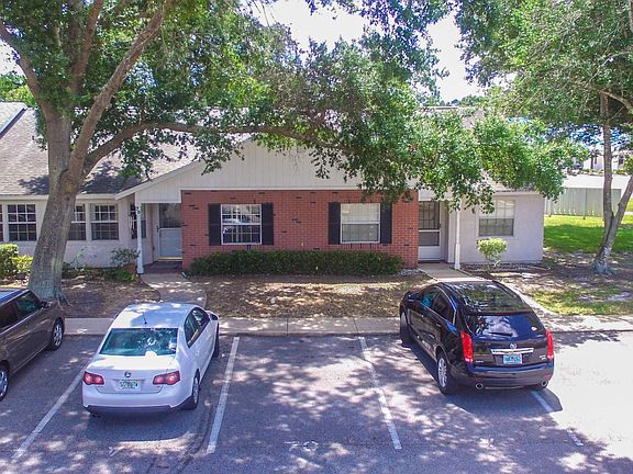 5th image of 70 Kings Colony Ct S