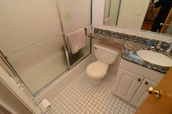 Rented by One Eleven Residential, Inc. | media 19