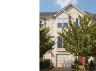 46676 Cavendish Sq, Sterling, VA 20165