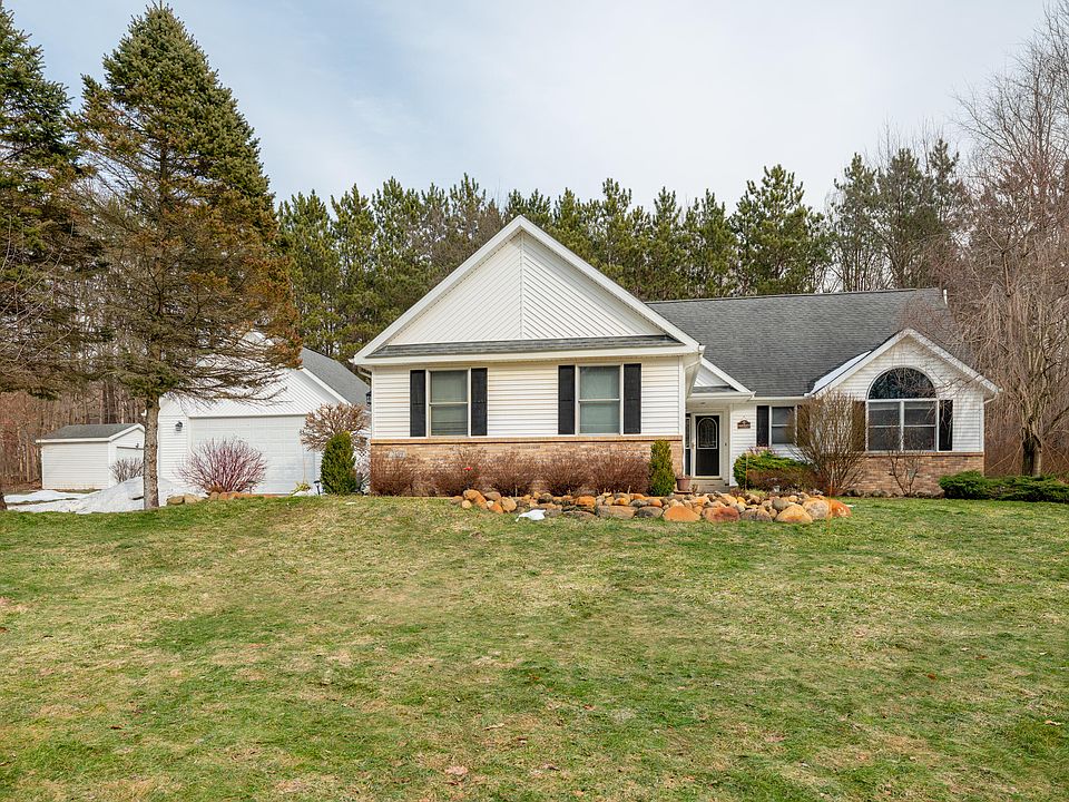 1st image of 7696 Stoney Creek Dr