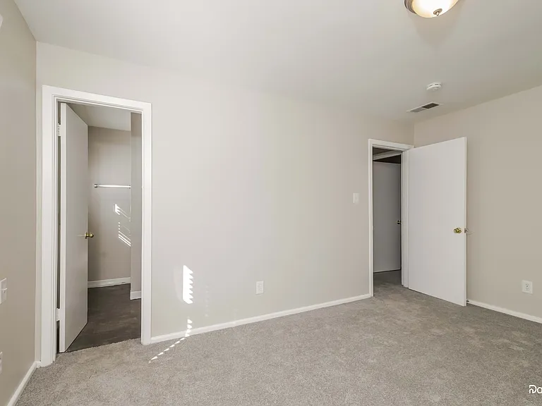 4222 Oak Ridge Dr — Photo 13