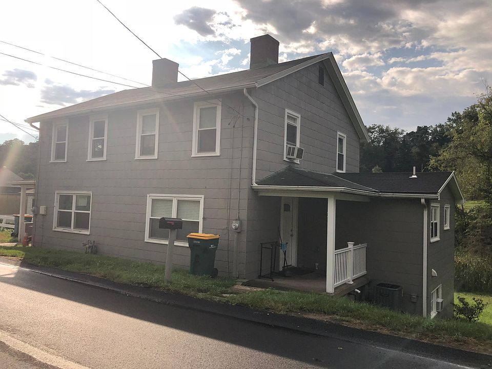 Front Elevation Neighbors side of Duplex