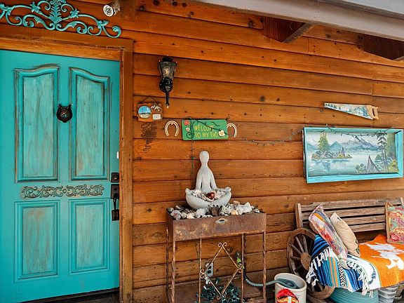 3rd image of 200 Button Rd