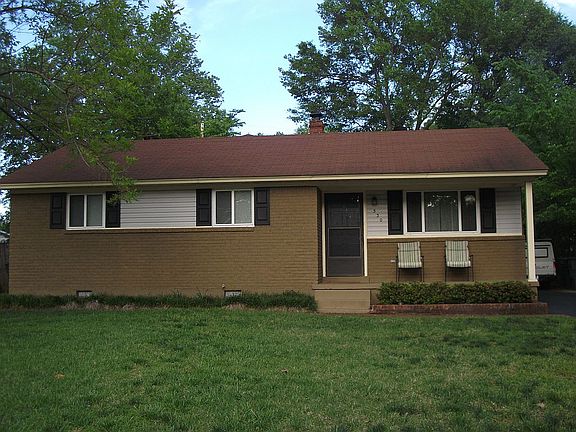 2nd image of 530 McDermitt Rd