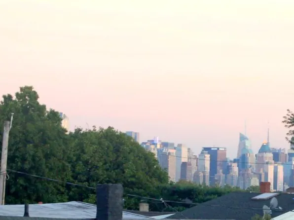 150 6th St Floor 3, Fairview, NJ 07022