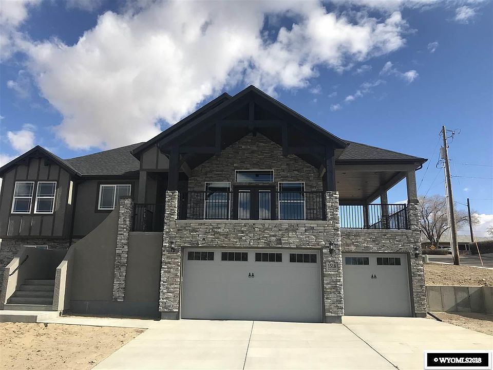 1st image of 1518 Kari Ln