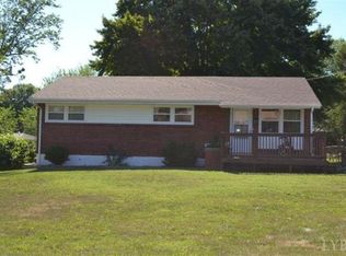 5913 Quaker Pkwy, Lynchburg, VA 24502