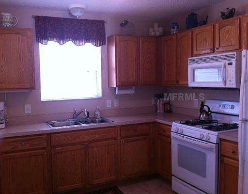 3rd image of 17889 SE 91st Freedom Ct