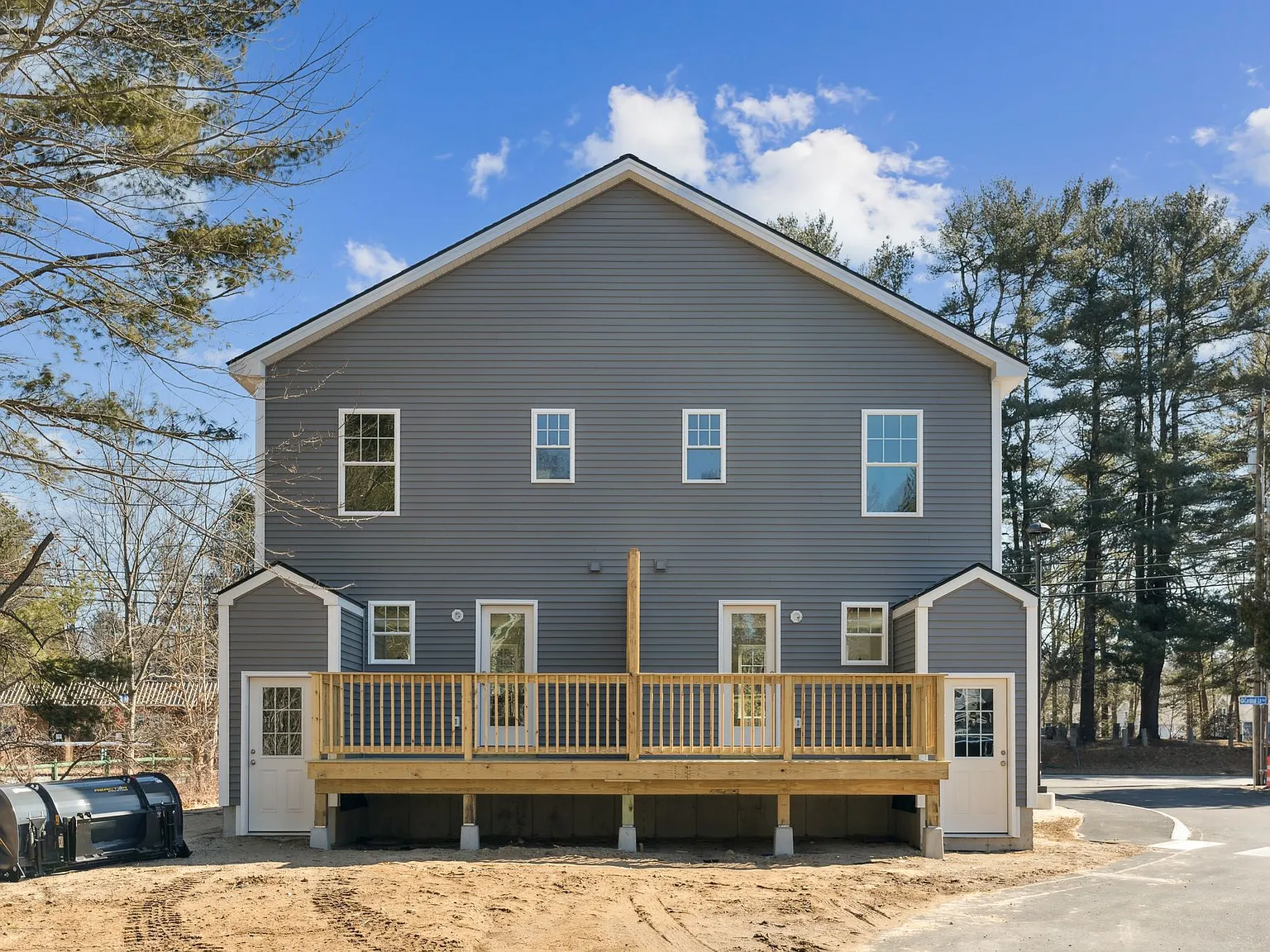 Legacy Lane Townhomes - 17 — Photo 4