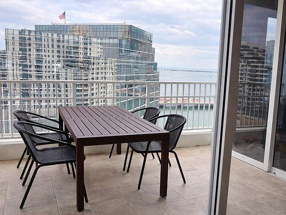 4th image of 701 Brickell Key Blvd #16
