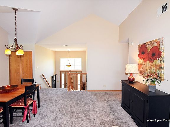 4th image of 335 Ashford Cir Unit 3