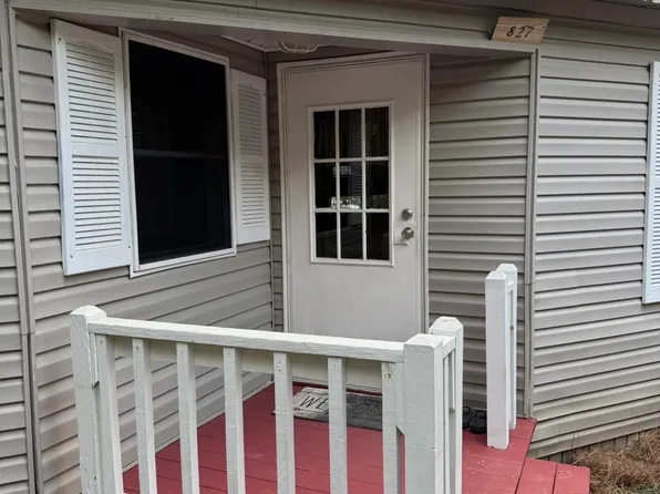 827 Squirrel Rd, Defuniak Springs, FL 32433