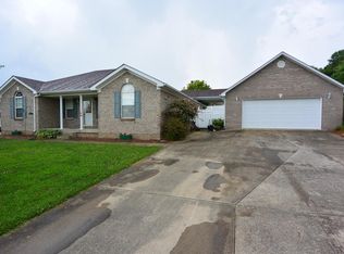 111 Haverly Dr, Bardstown, KY 40004