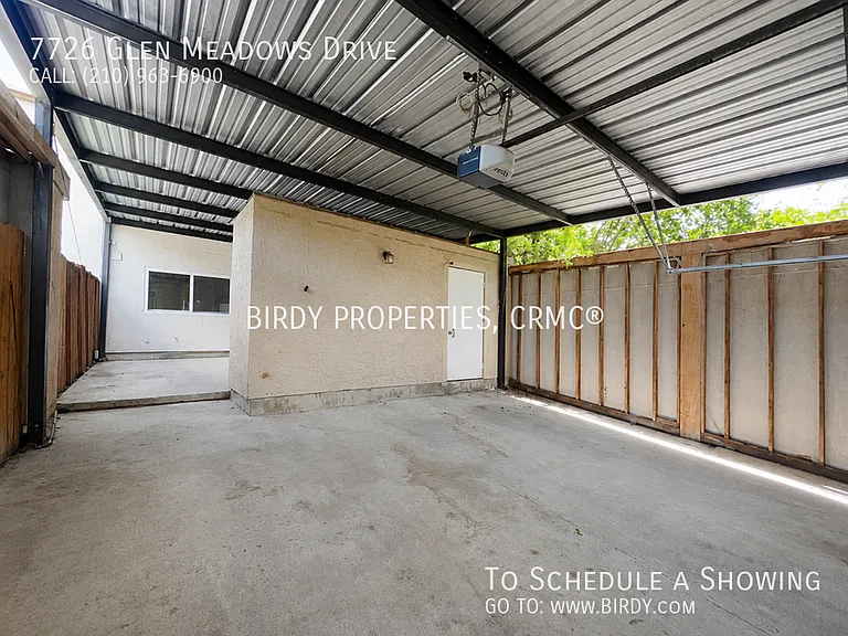 7726 Glen Meadows Dr — Photo 38