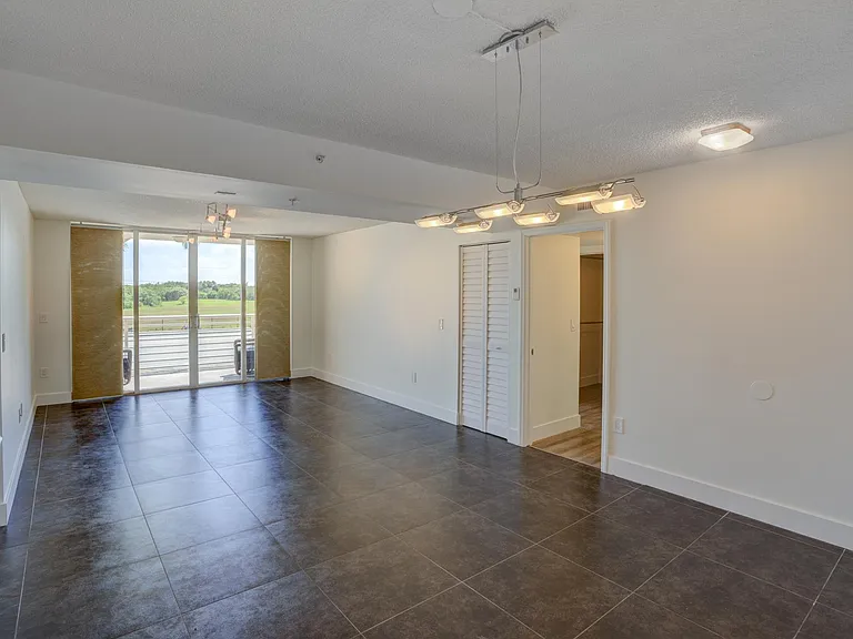 2711 Ocean Club Blvd #203 — Photo 9