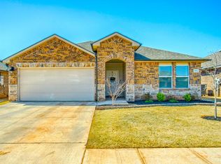 4413 Colt Rd, Mustang, OK 73064