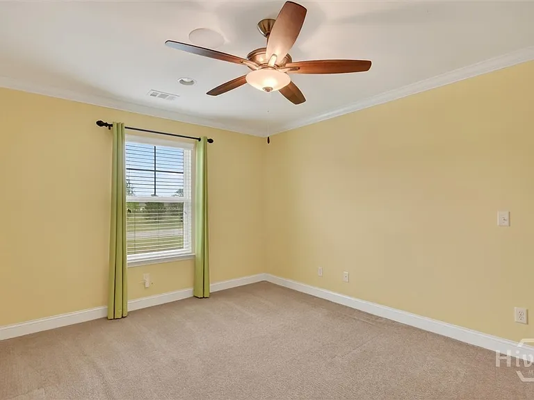 40 Roseberry Cir — Photo 13